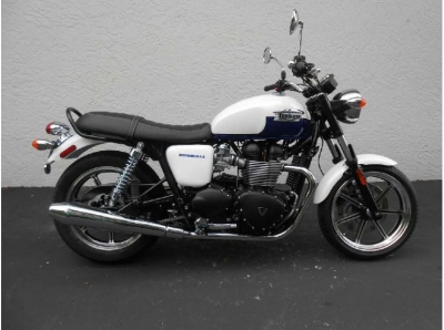 Triumph Bonneville Specfications And Features