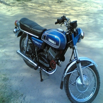 Escorts RAJDOOT 350CC Specfications And Features