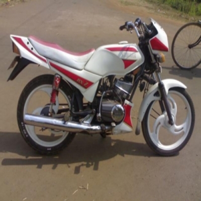 Yamaha RXZ Specfications And Features